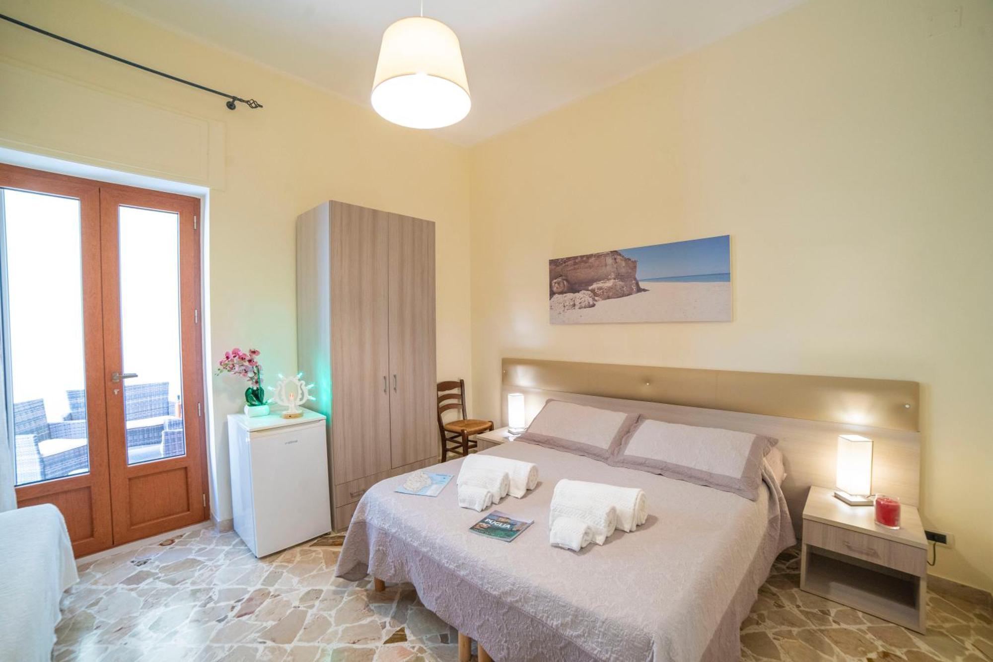 B&B A Due Passi Otranto Exterior foto